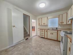 416 21st Street, Brandon, MB R7B1P2 Photo 8