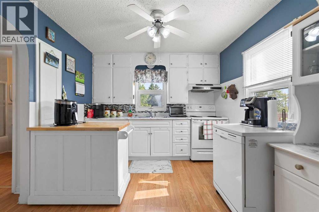 1019 Main Street - 11
