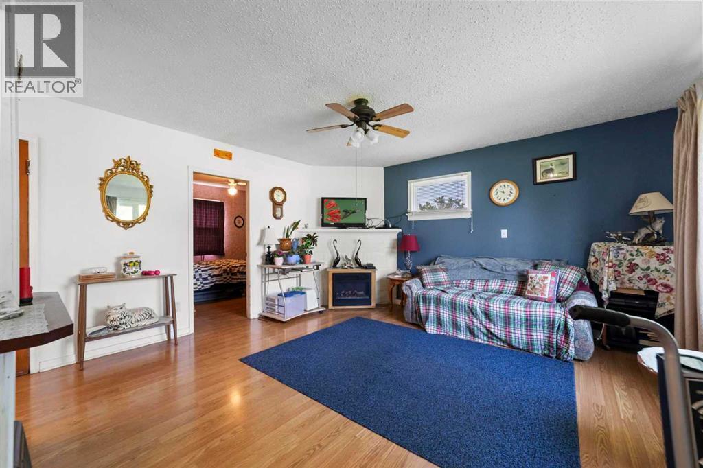 1019 Main Street - 6