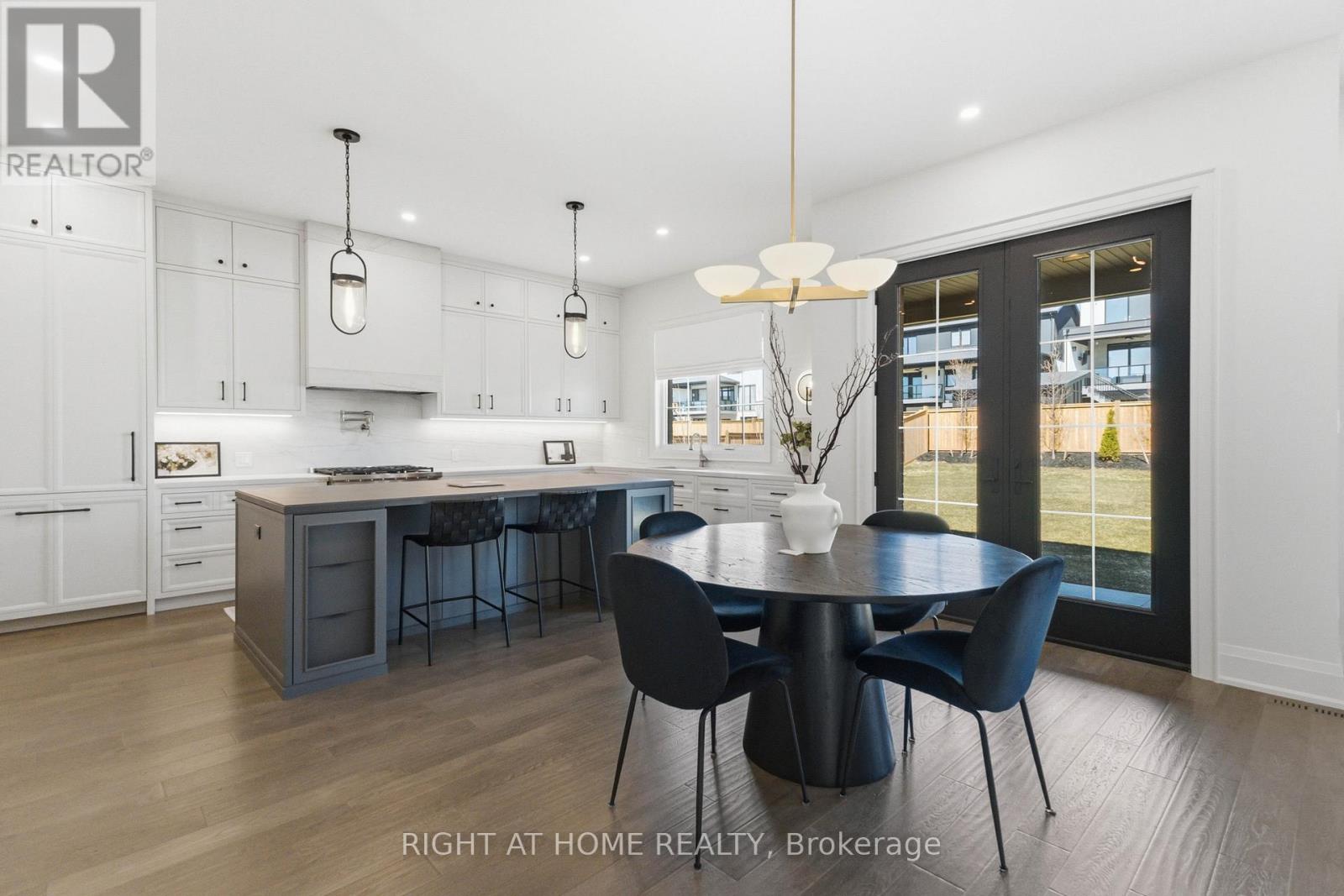 326 MANHATTAN DRIVE - 21