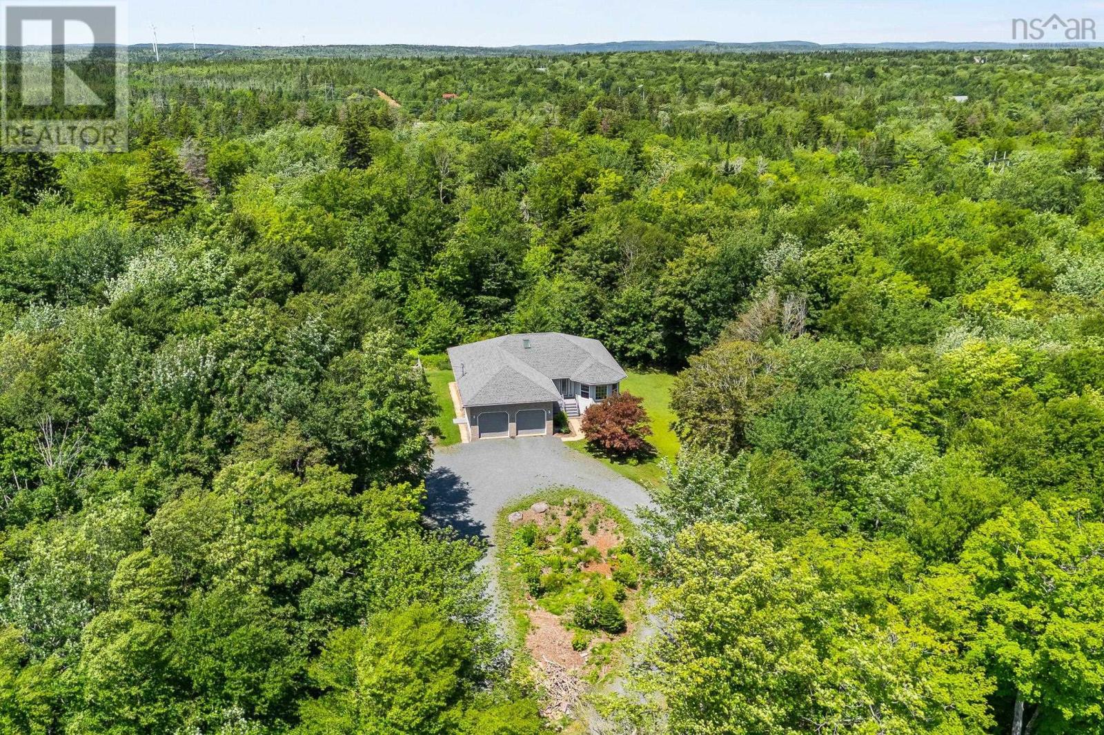 21 Cedarcrest Drive