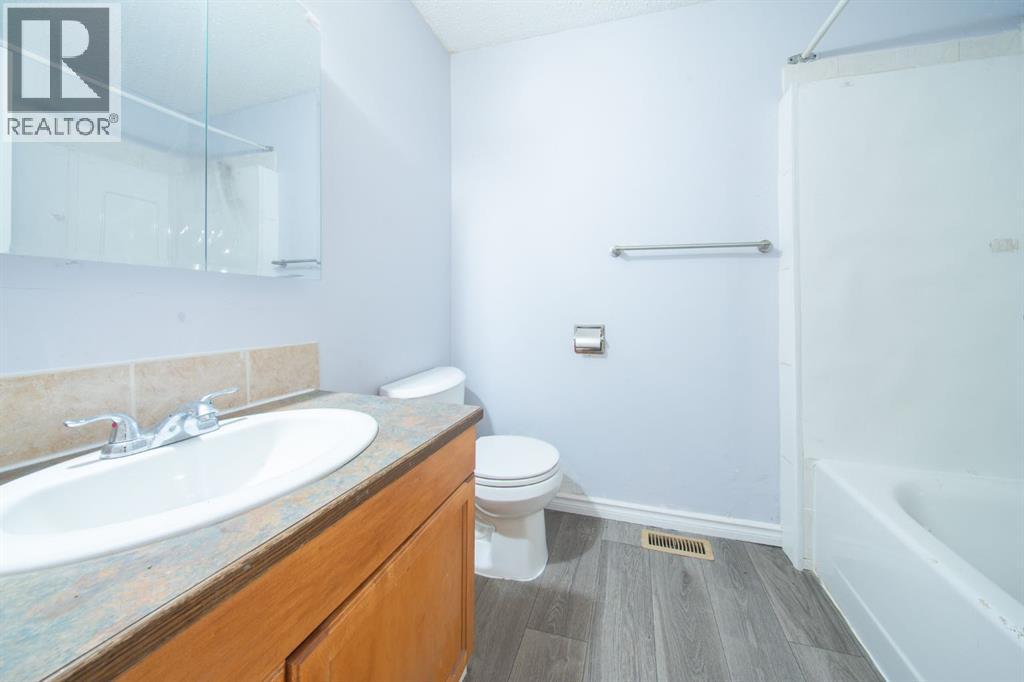 5402 54 Avenue - 27