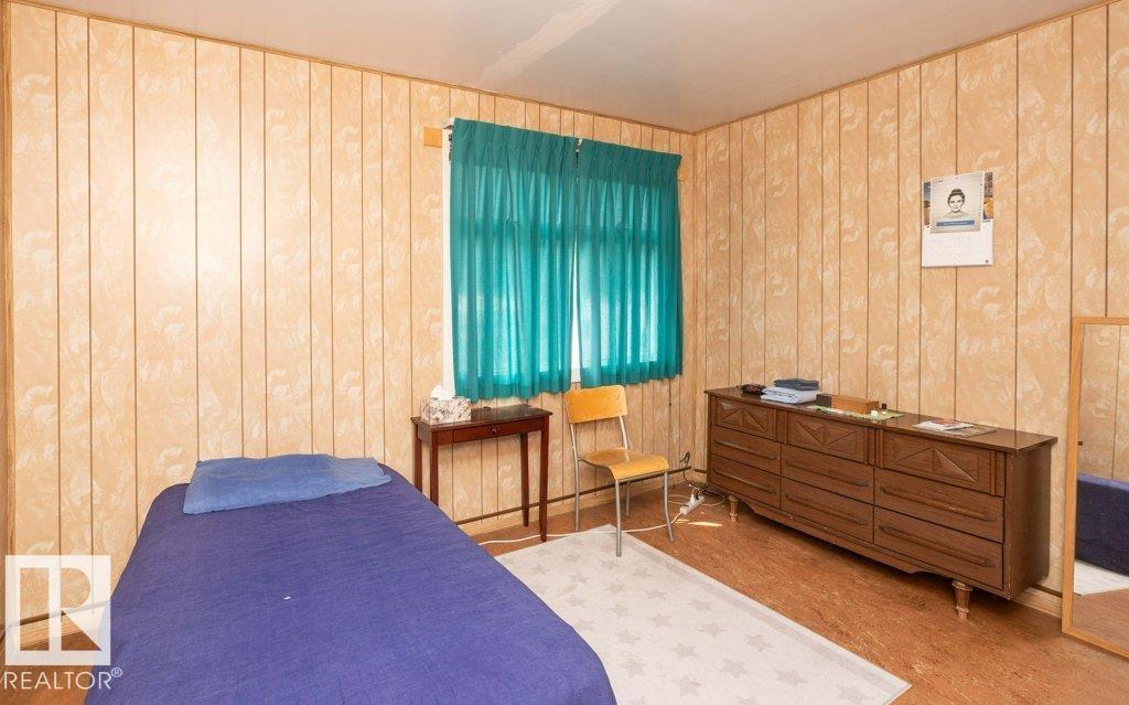 10940 100A Ave - Image 32