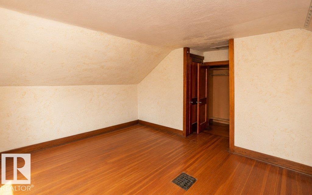 10940 100A Ave - Image 43