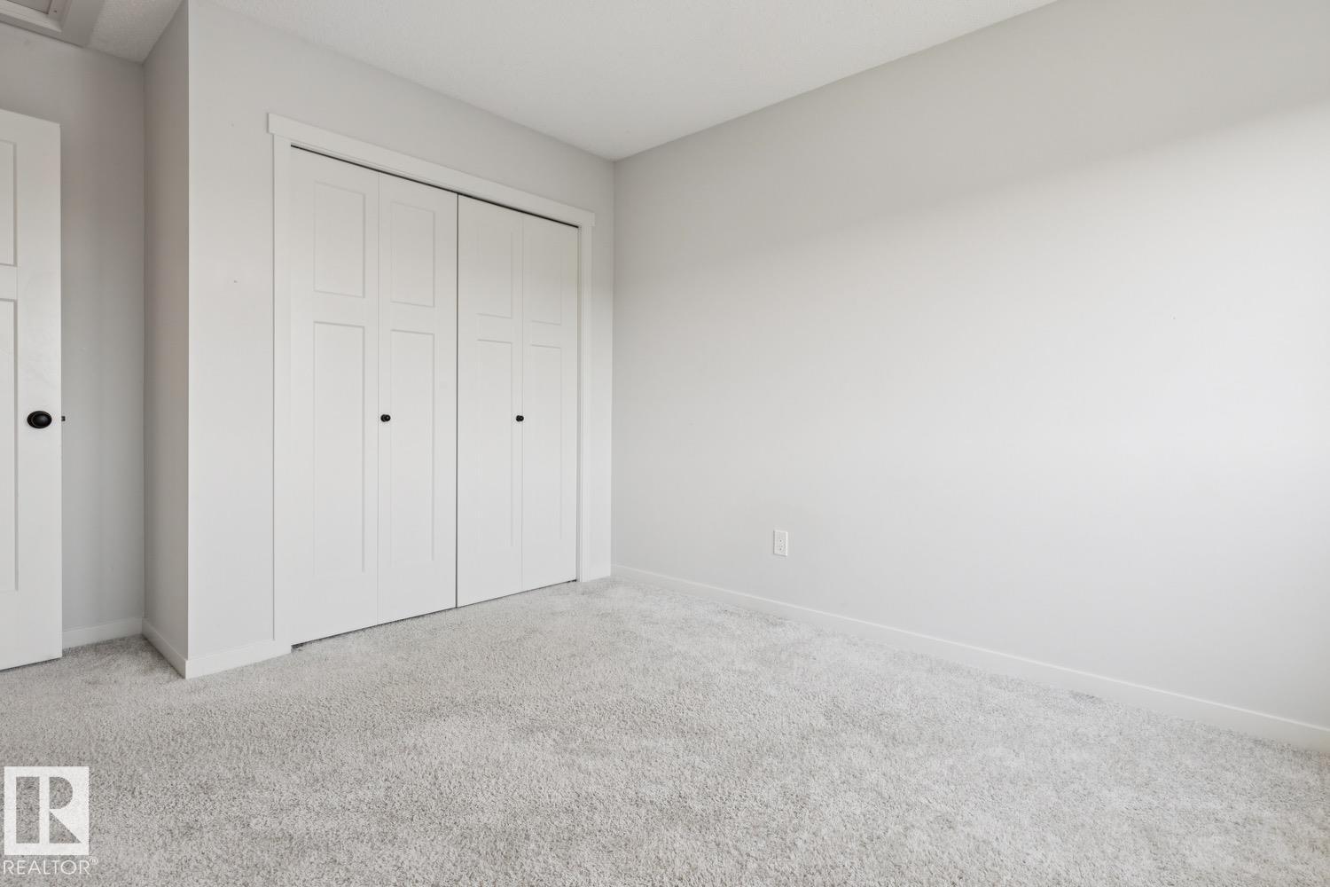 9235 223 ST NW - 27