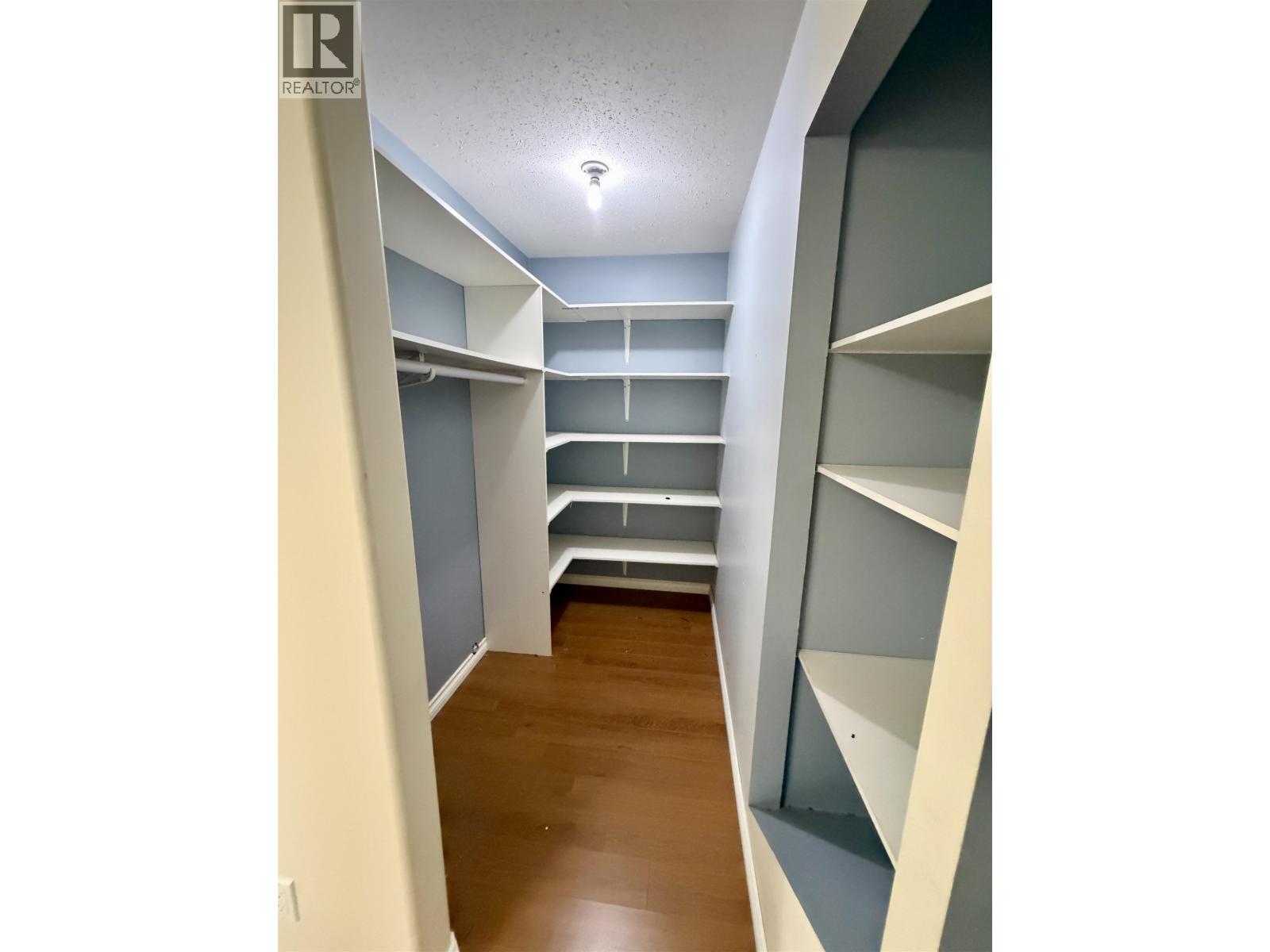 2495 LAMPITT AVENUE - 27