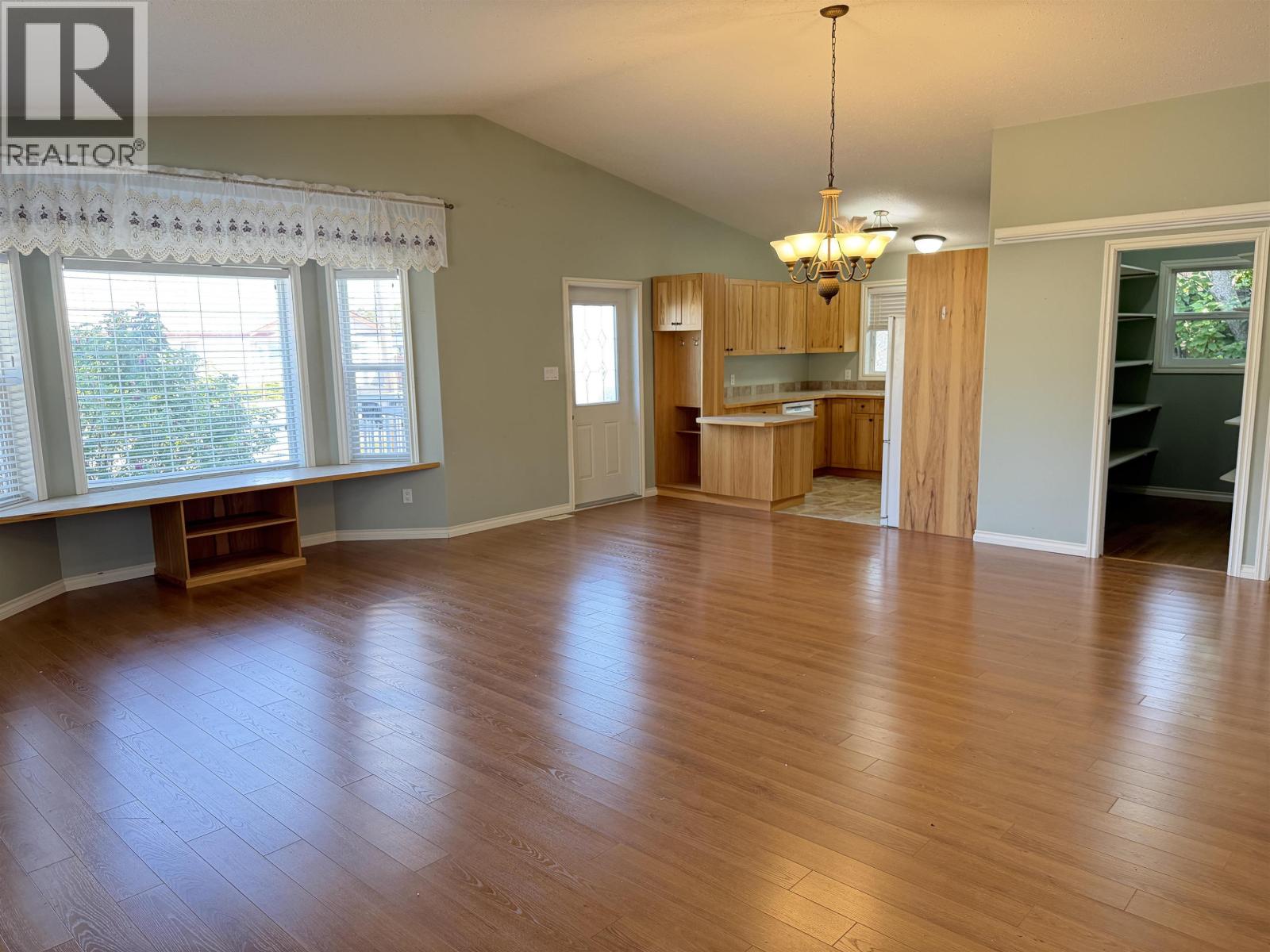 2495 LAMPITT AVENUE - Image 15