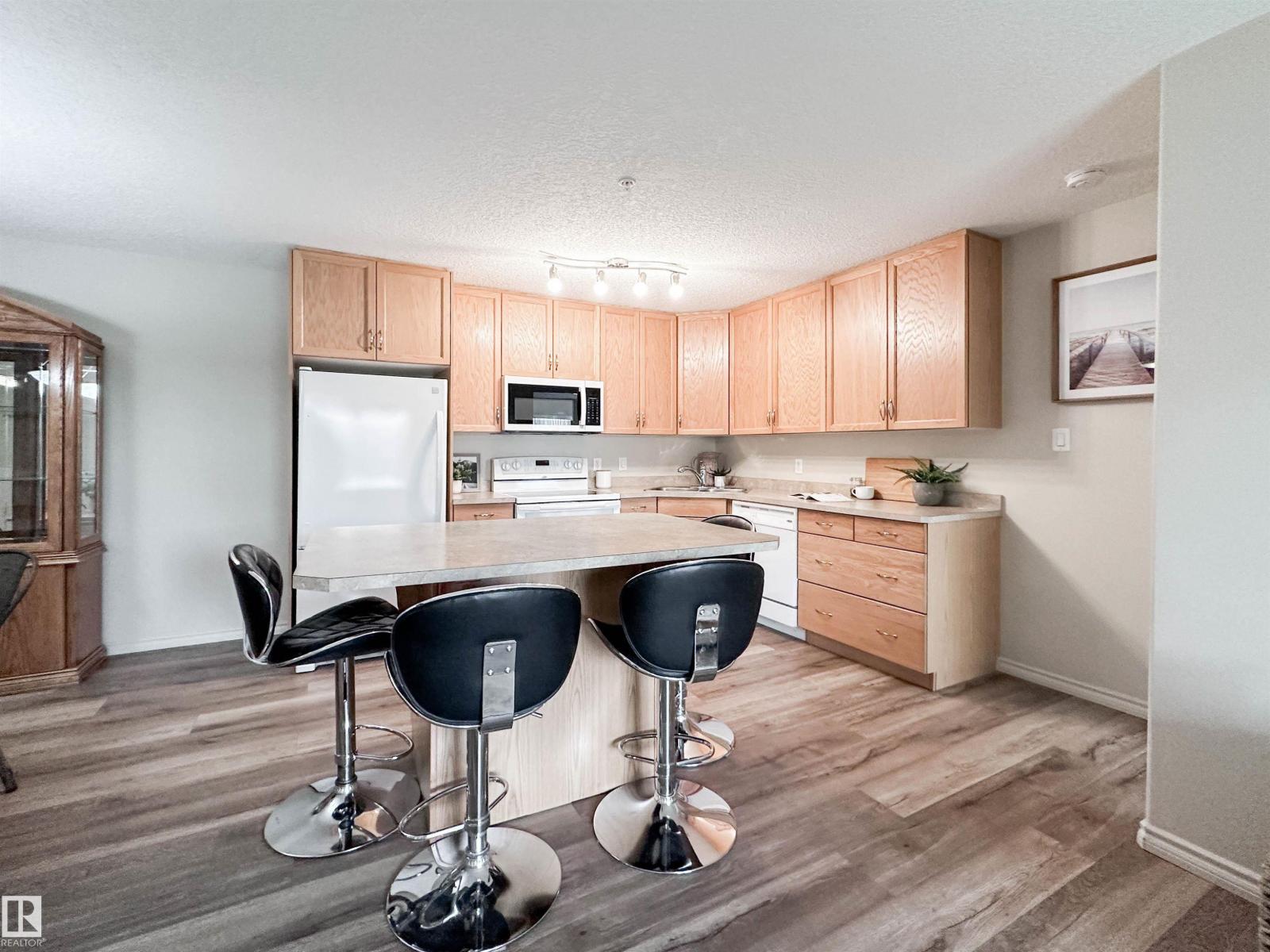 #140 78B MCKENNEY AV - 6