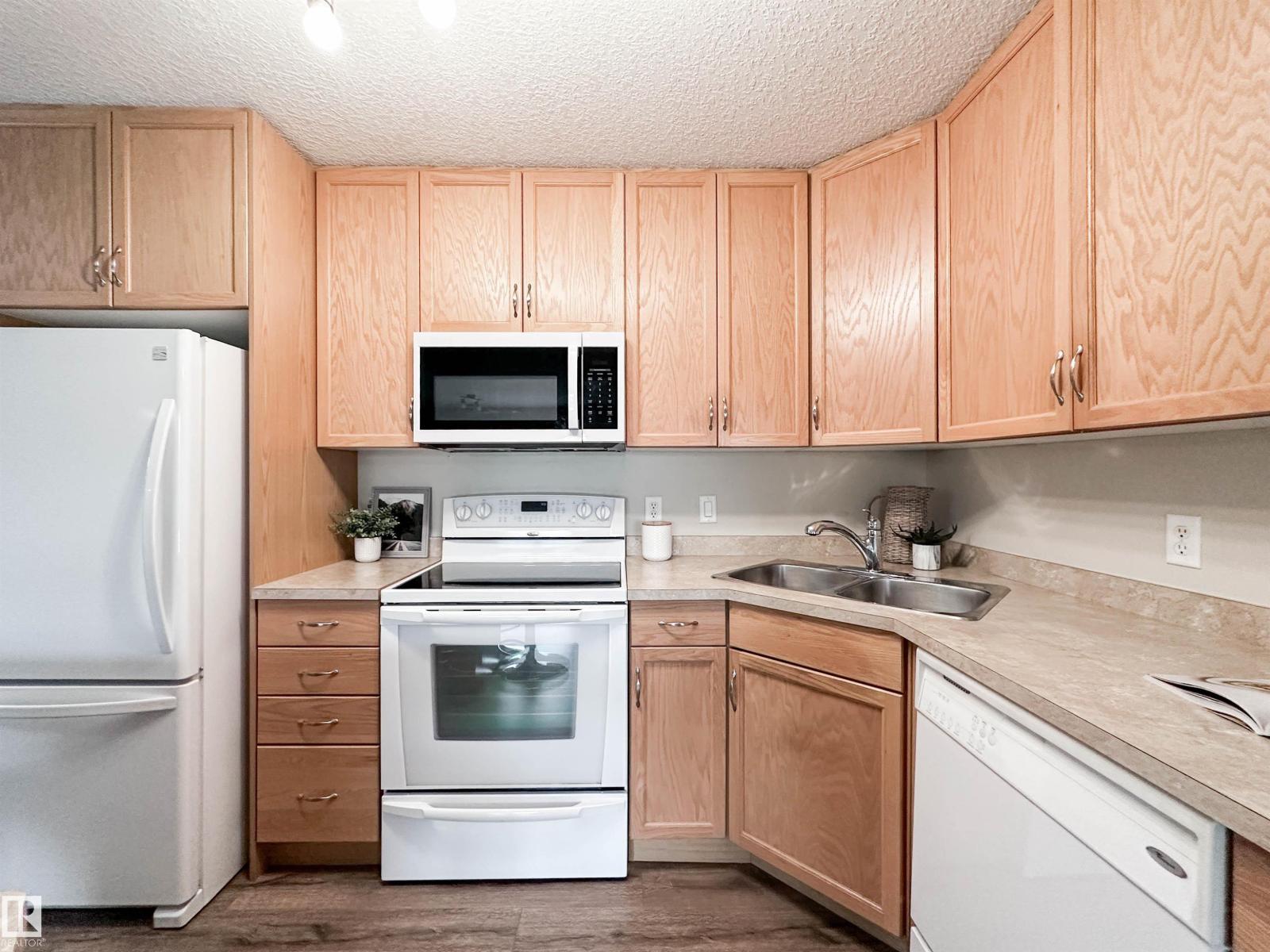 #140 78B MCKENNEY AV - 9