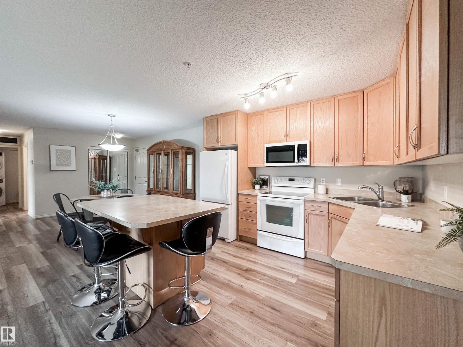 #140 78B MCKENNEY AV - 10