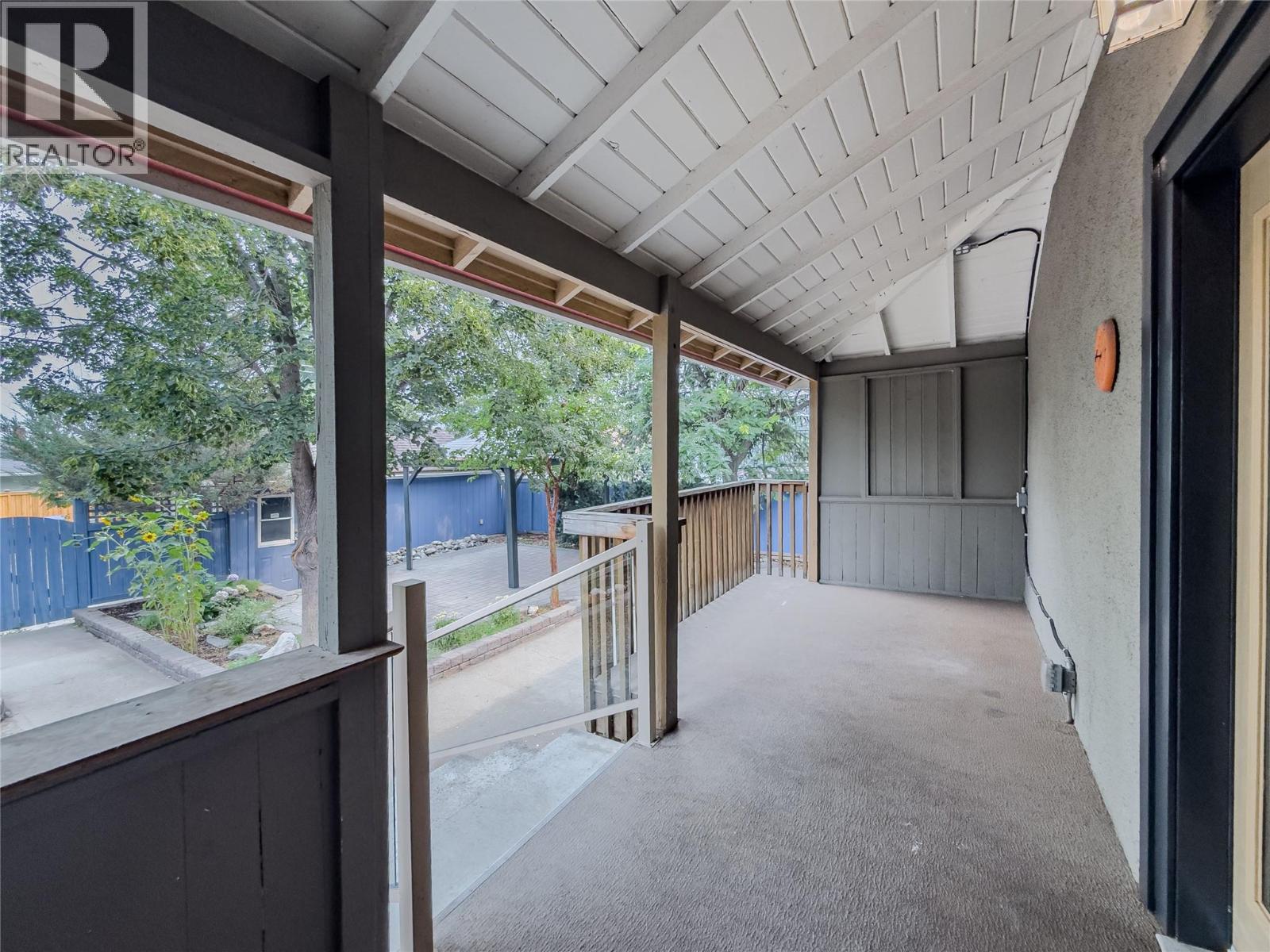 676 BATTLE Street - 23