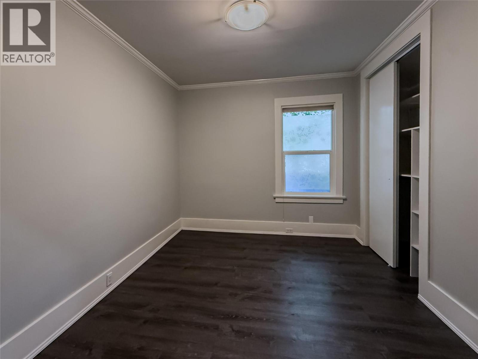 676 BATTLE Street - 17