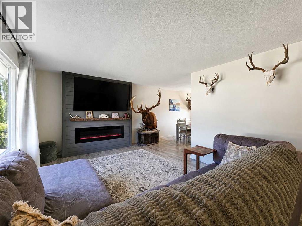 10237 97 Ave - 2