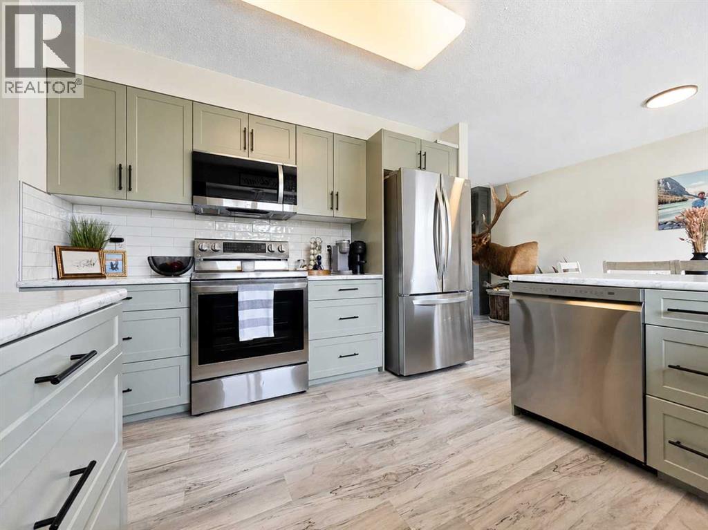 10237 97 Ave - Image 6