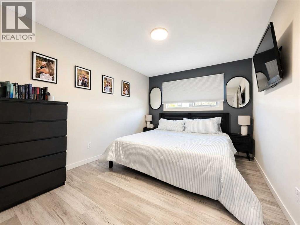 10237 97 Ave - Image 8