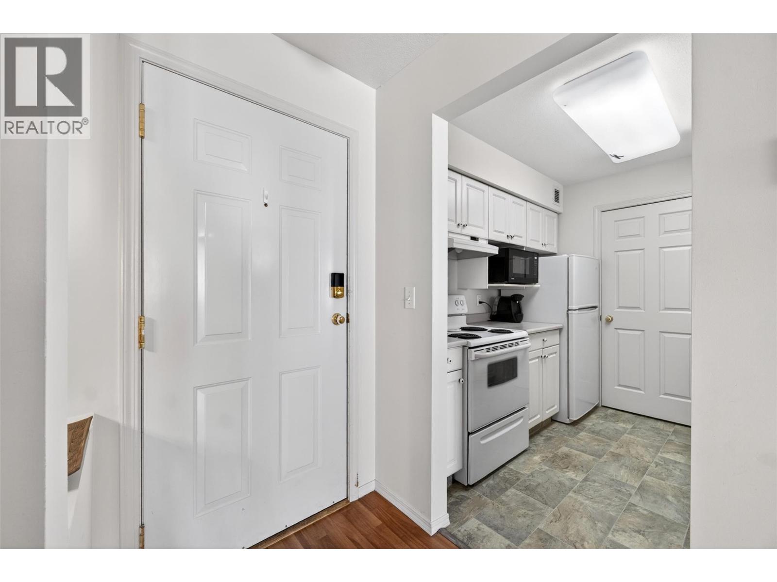 #310 650 3 Street SW - 10
