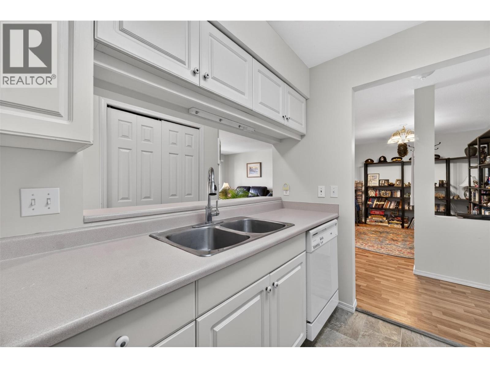 #310 650 3 Street SW - 15