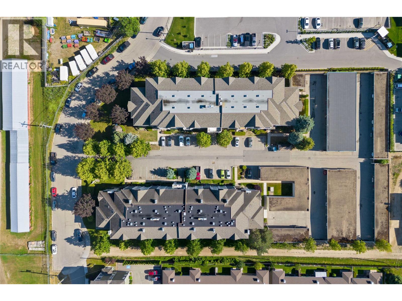 #310 650 3 Street SW - 34