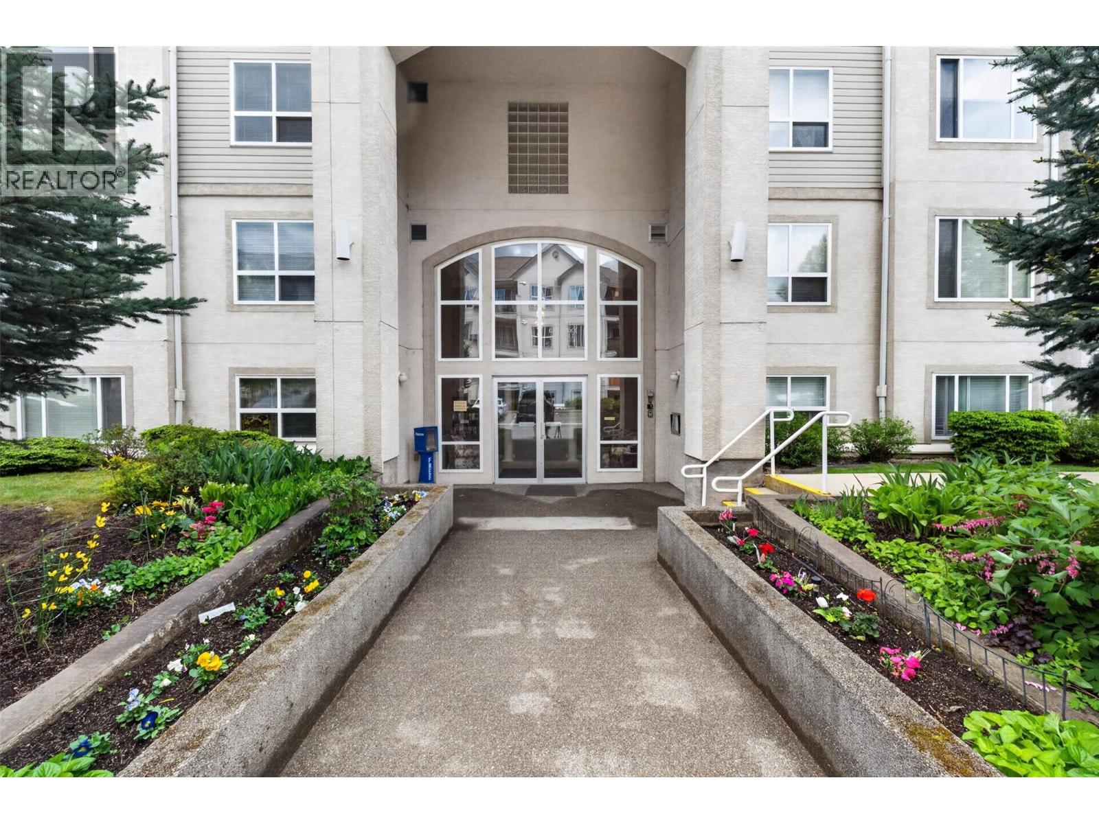 #310 650 3 Street SW - 36