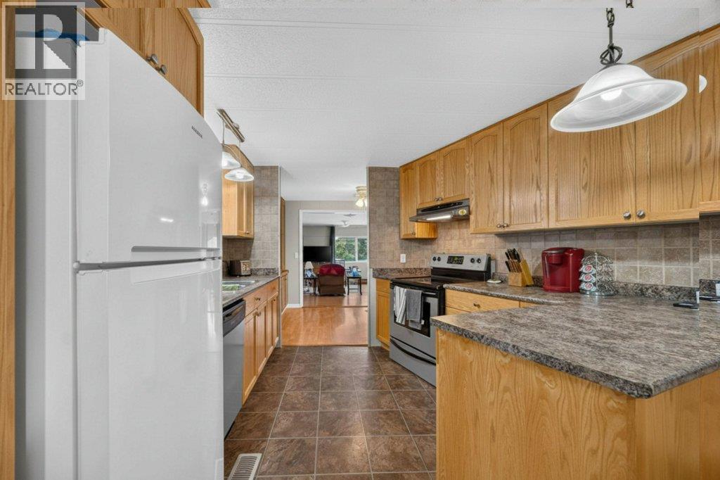 #45 1361 30 Street SE - 16
