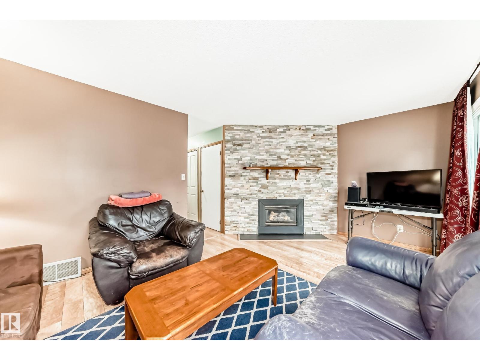 3151 139 Avenue NW - Photo 17