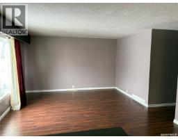 Laundry room - 222 1st Street Ne, Wadena, SK S0A4J0 Photo 8