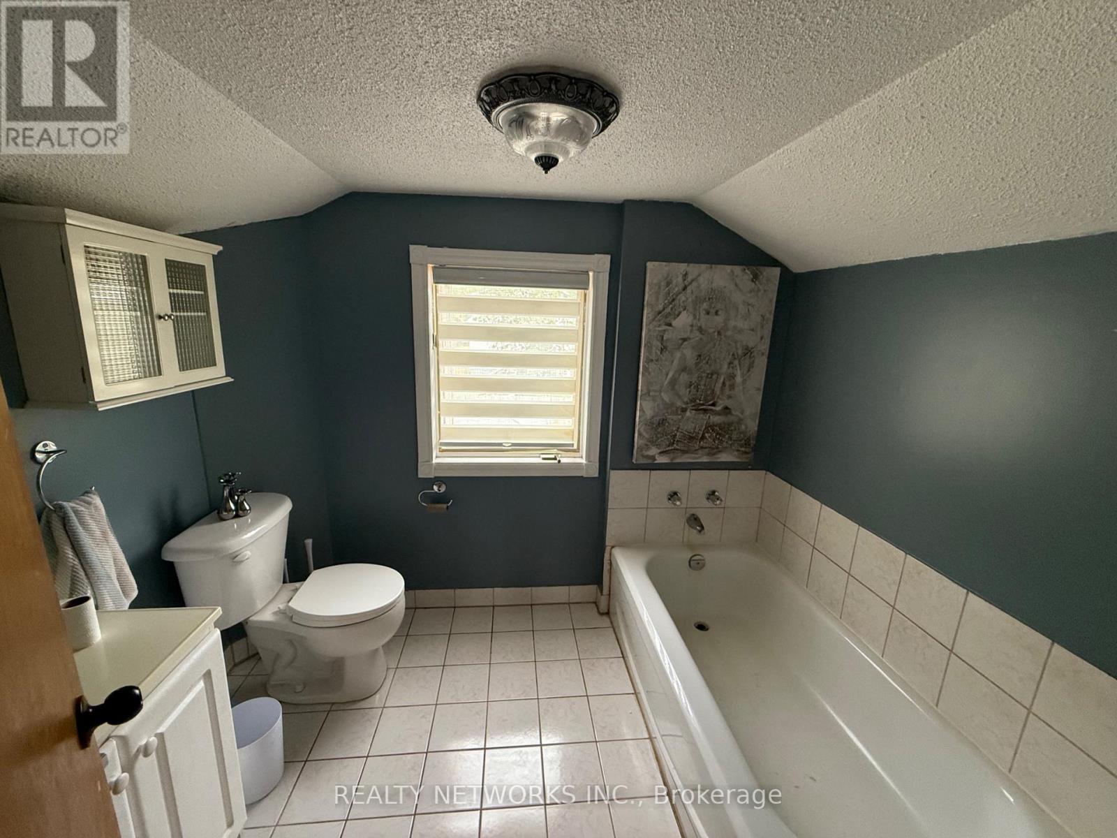 60 O'BRIAN AVENUE - 12