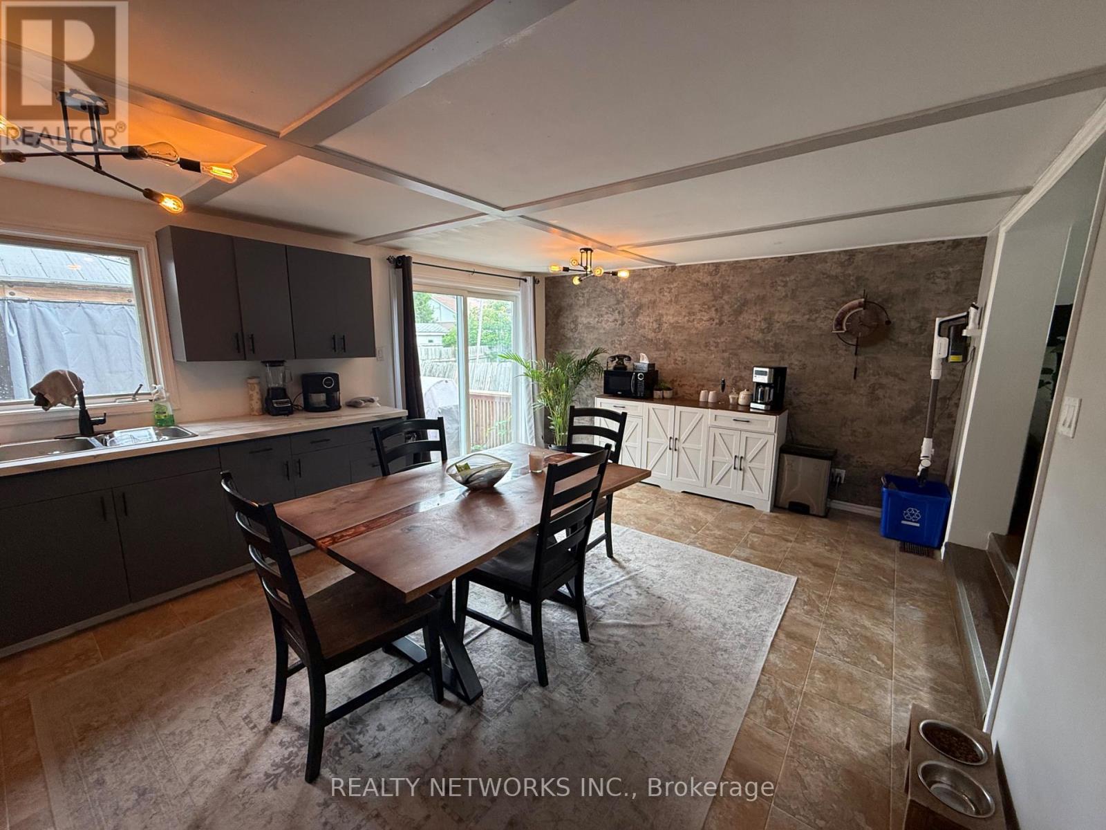 60 O'BRIAN AVENUE - 6