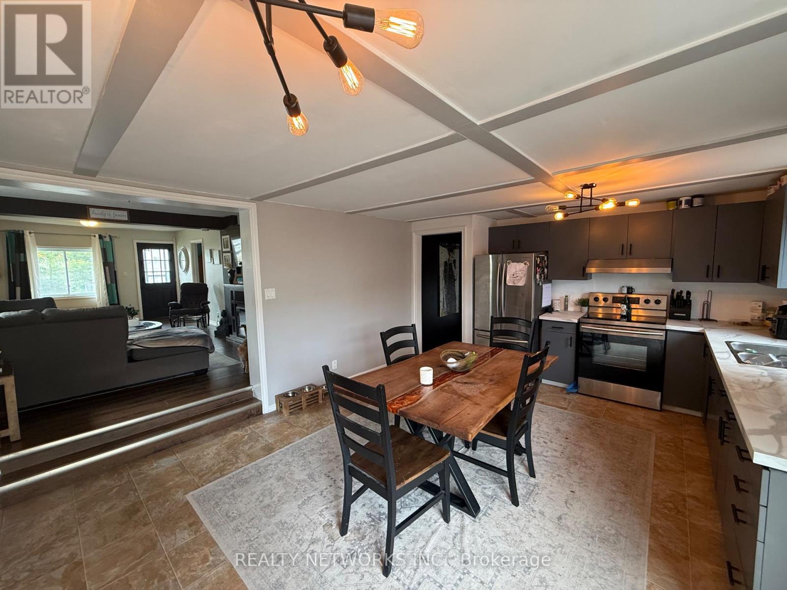 60 O'BRIAN AVENUE - 7