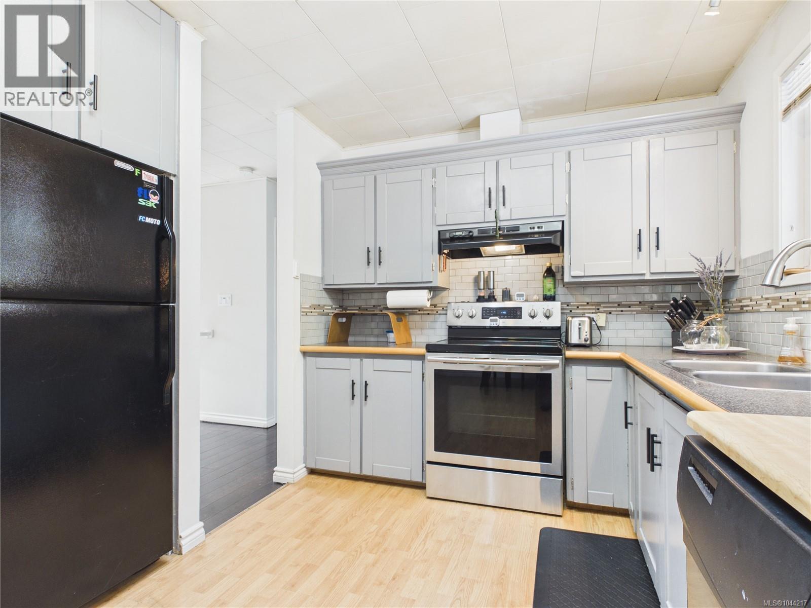 3624 Uplands Dr - 11