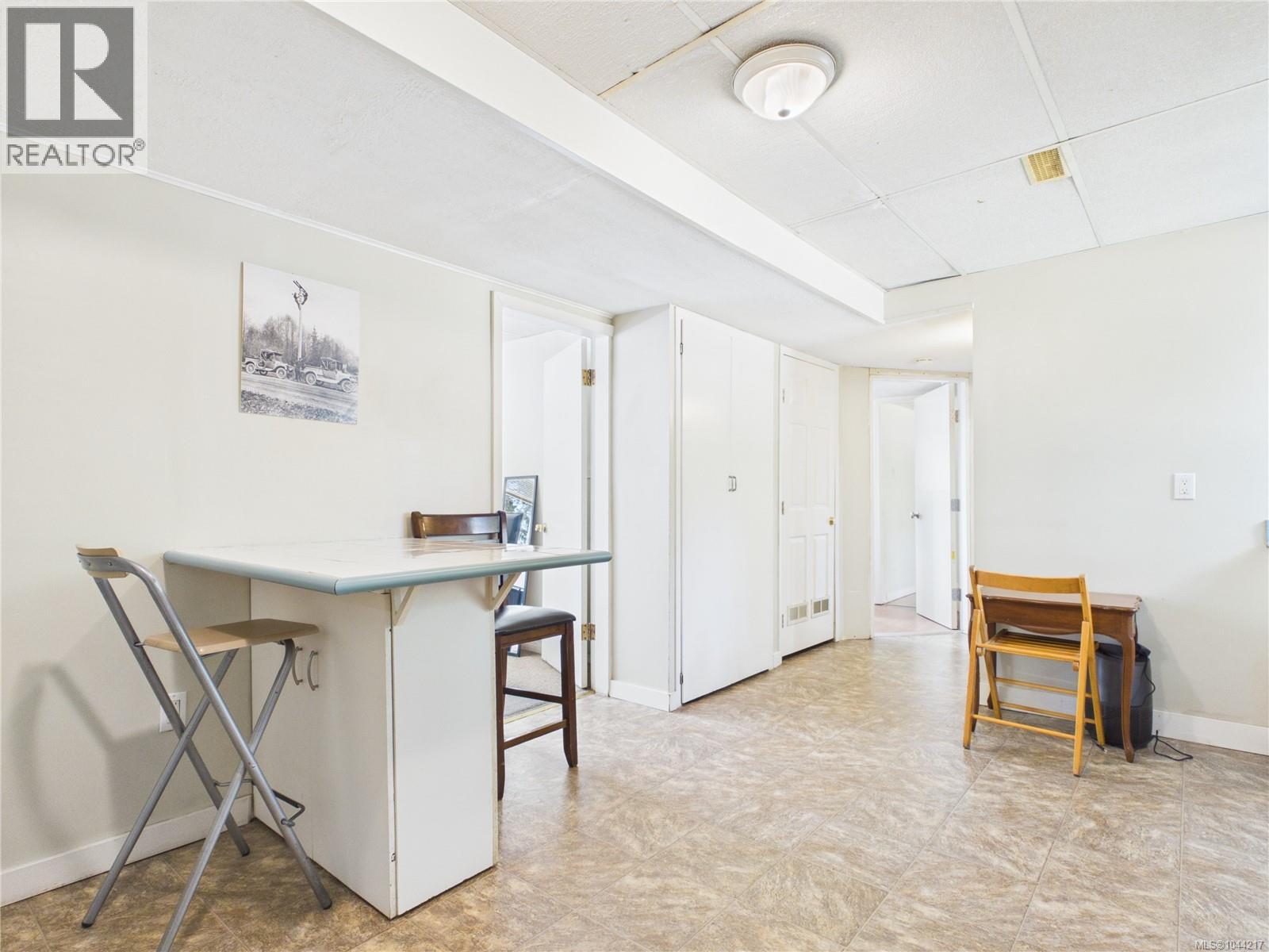3624 Uplands Dr - 27