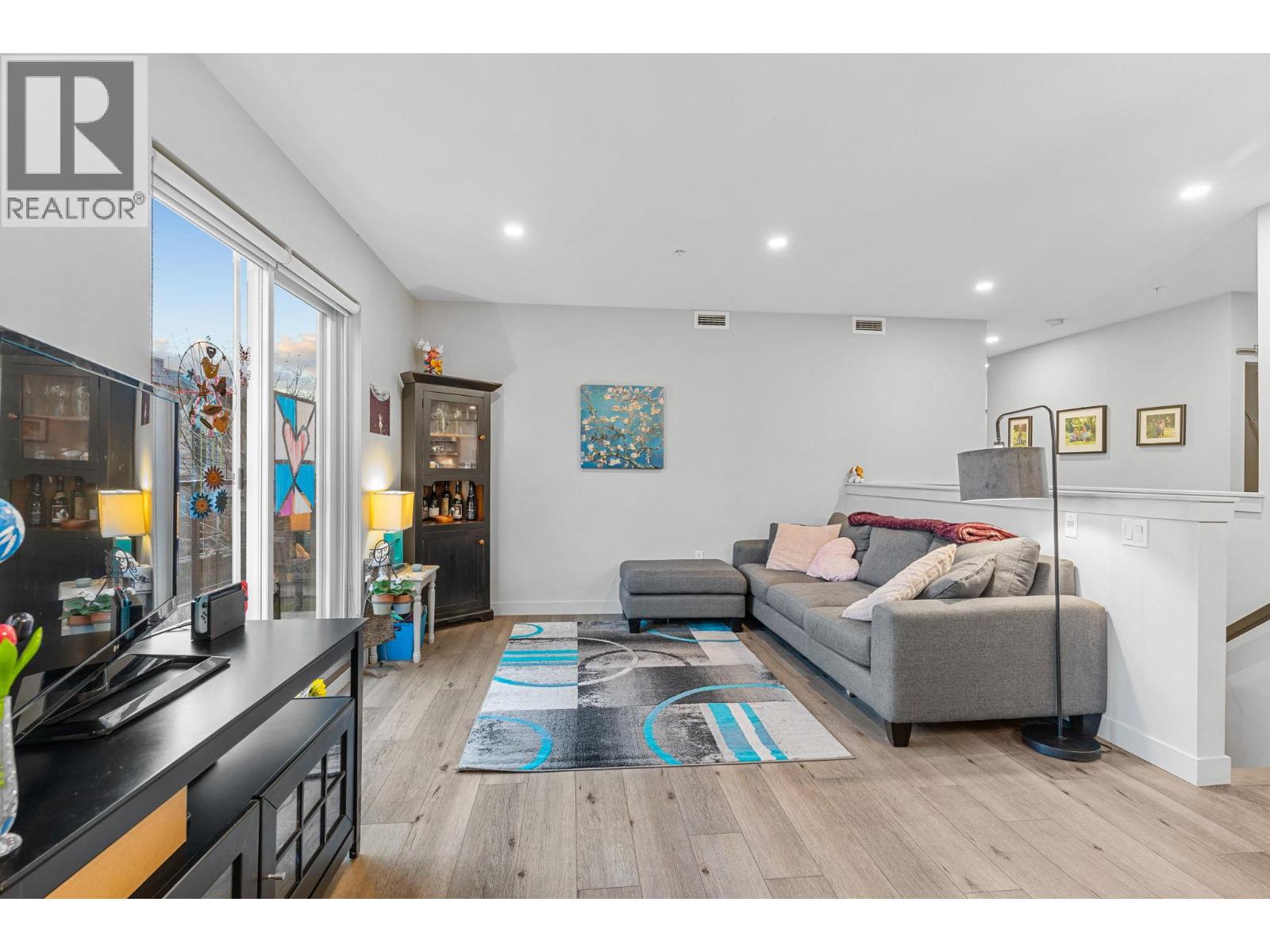 #106 3630 Mission Springs Drive - 7