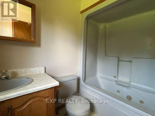 House for Rent in Ottawa – 9327 COOPER HILL ROAD, Ottawa – By Peter Sagos - Image 20