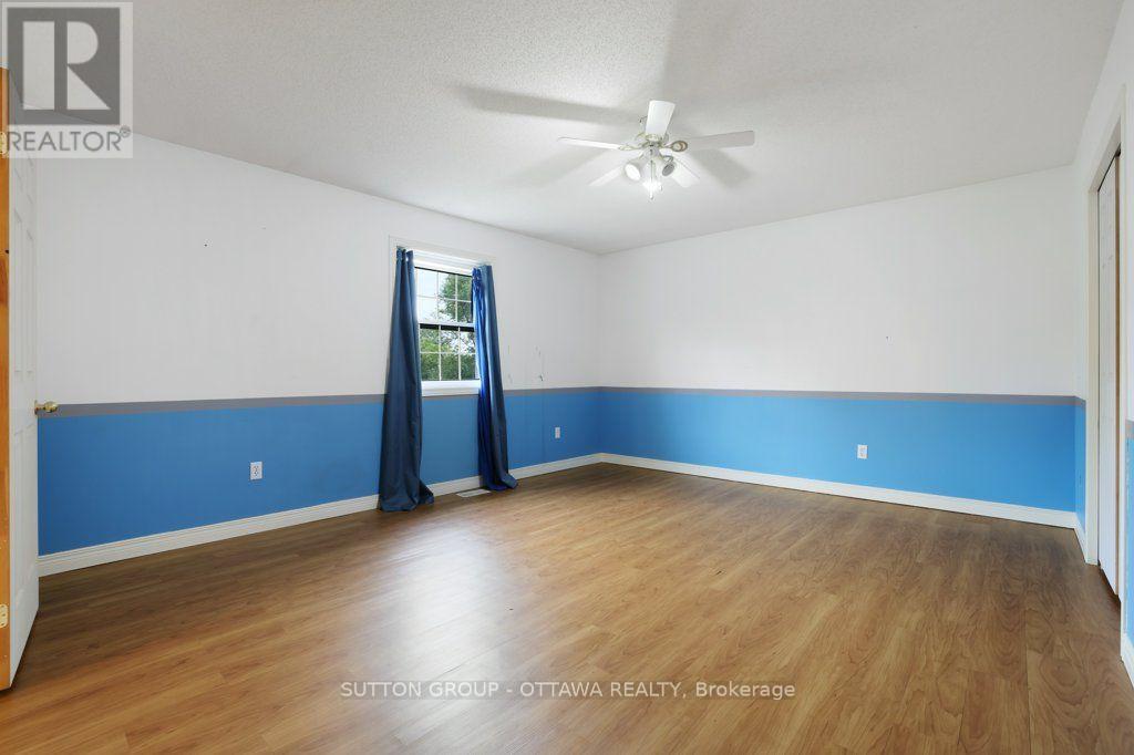 595 HOLBROOK ROAD - 28