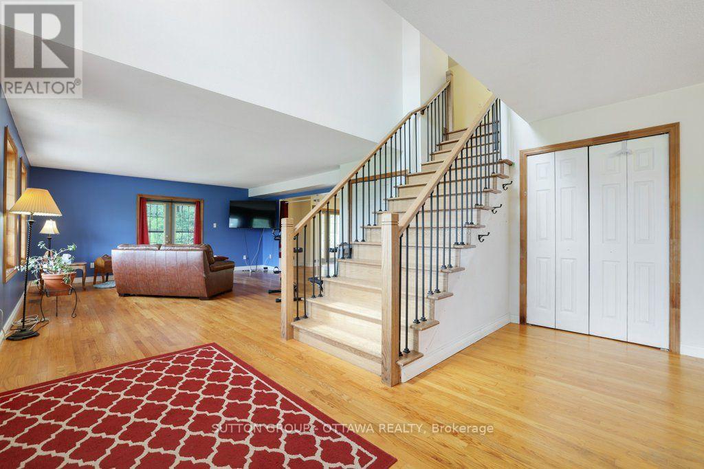 595 HOLBROOK ROAD - 4