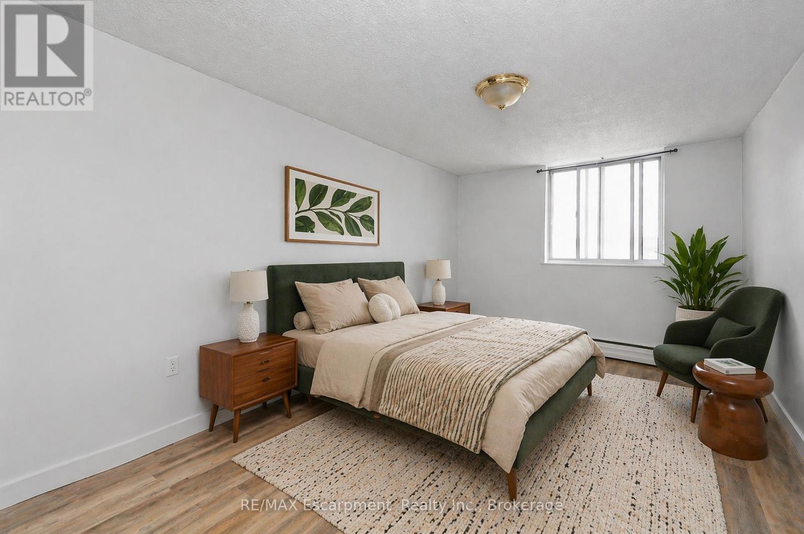 #1501 975 WARWICK COURT - 15
