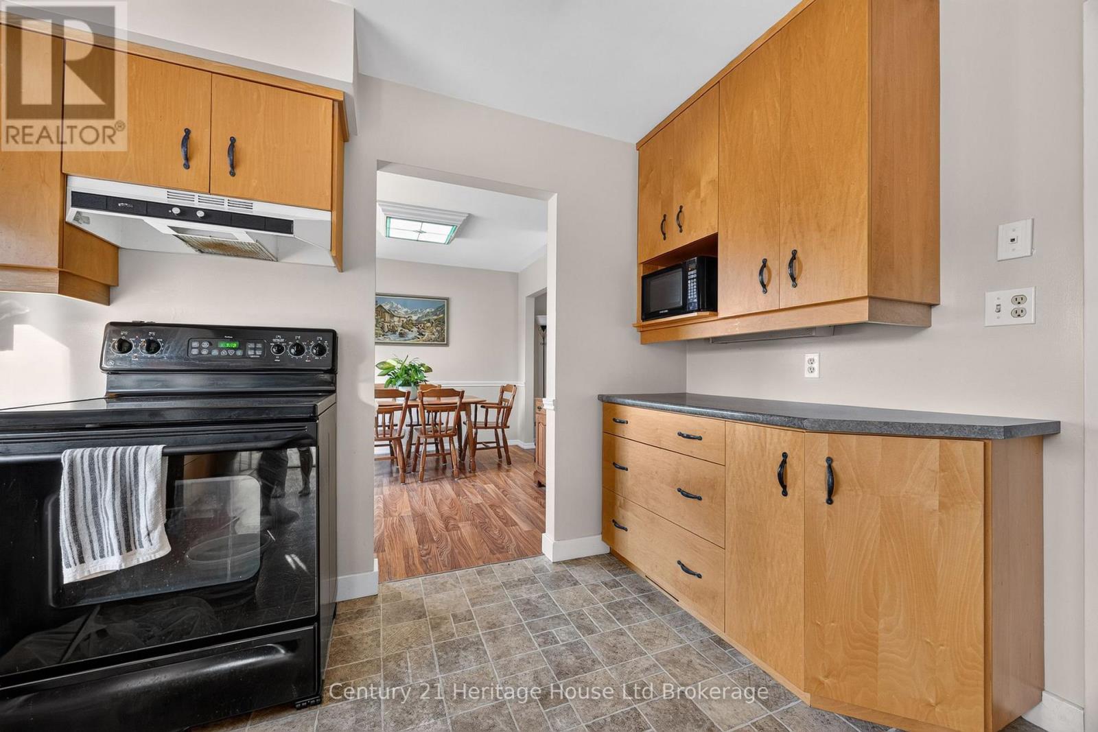 54 GLENDALE DRIVE - Image 12