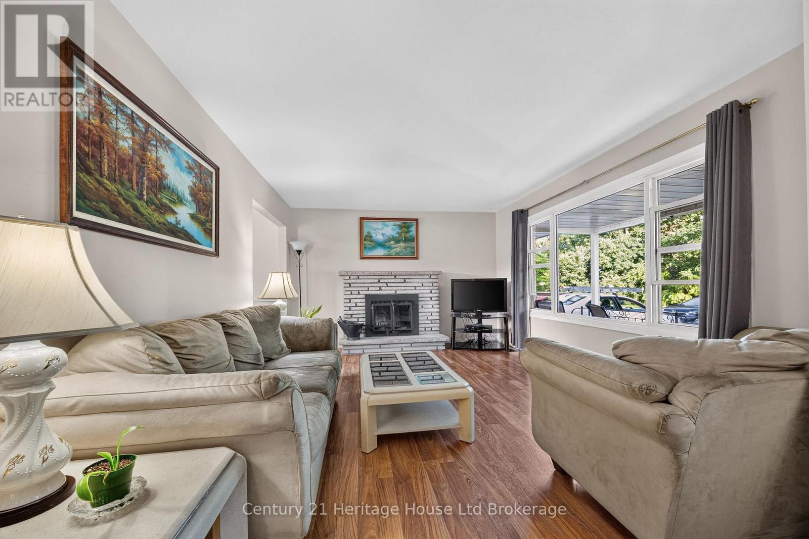 54 GLENDALE DRIVE - Image 5