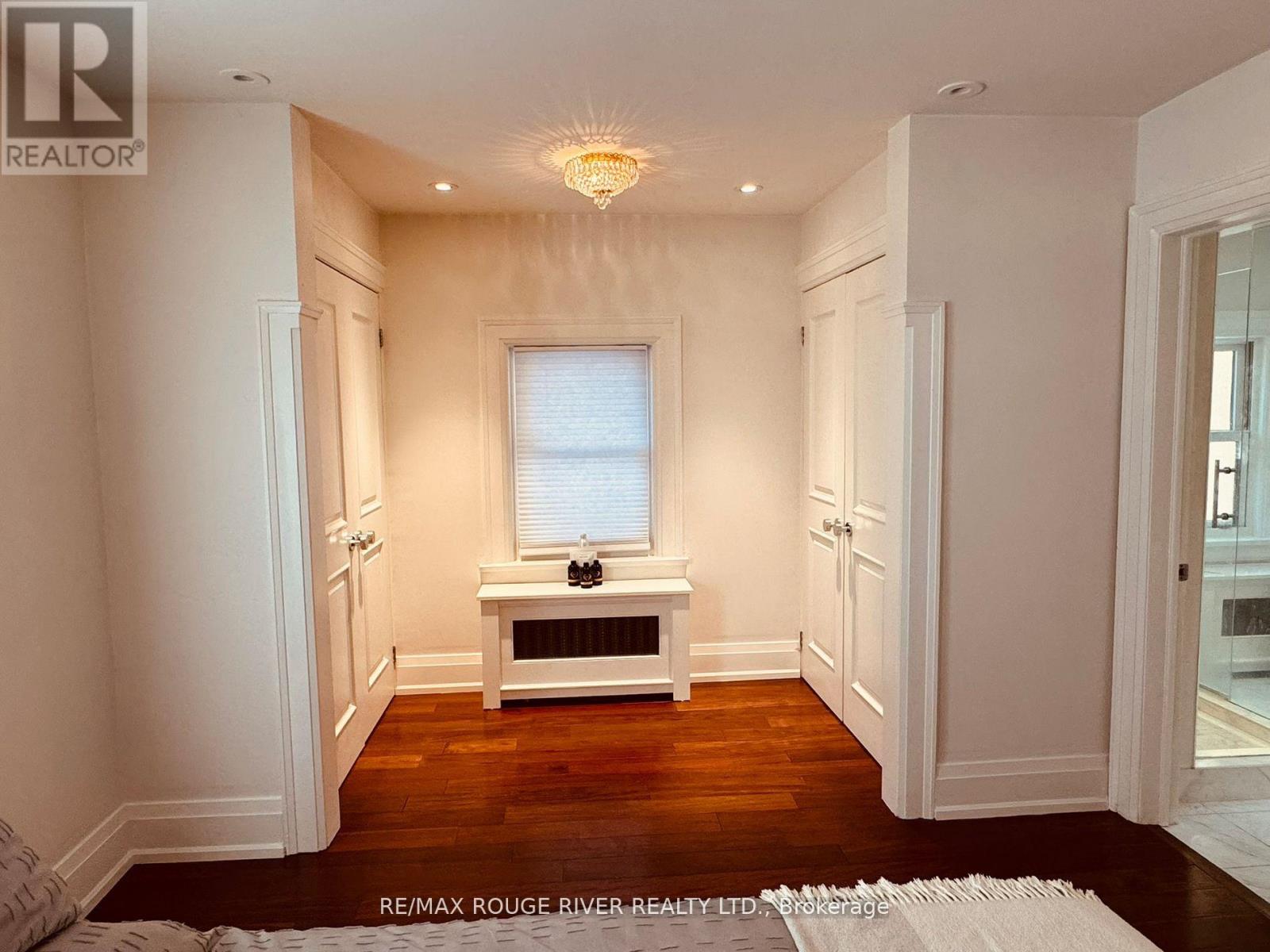11 DONWOODS DRIVE - 23