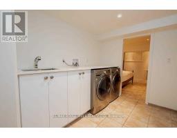 11 Donwoods Drive, Toronto, ON M4N2E9 Photo 31