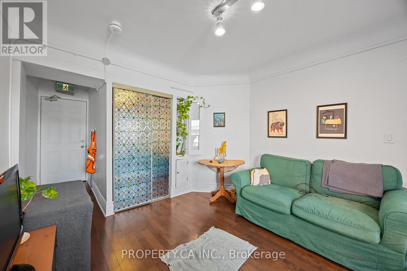 396 ROXTON ROAD - 16