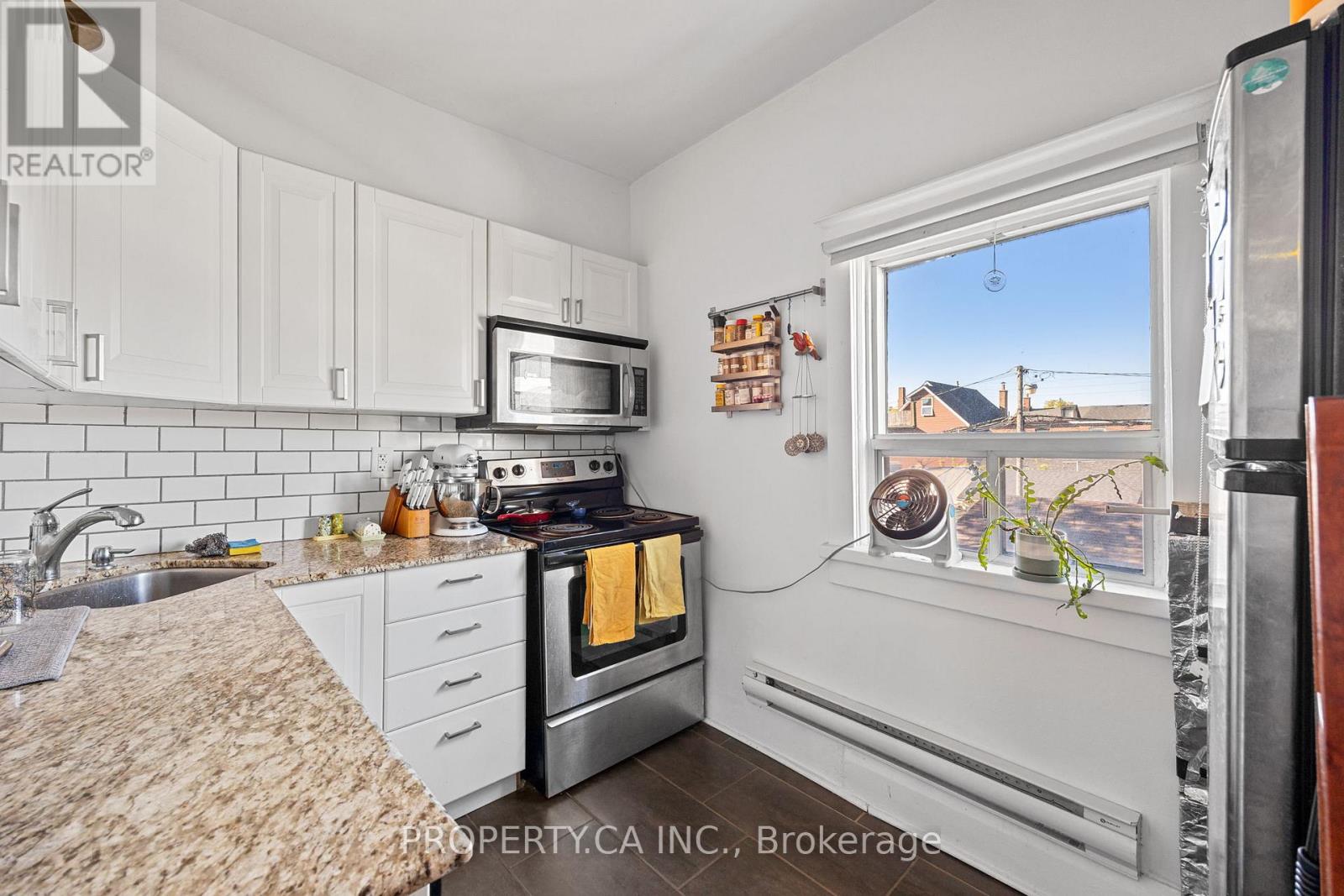 396 ROXTON ROAD - 19