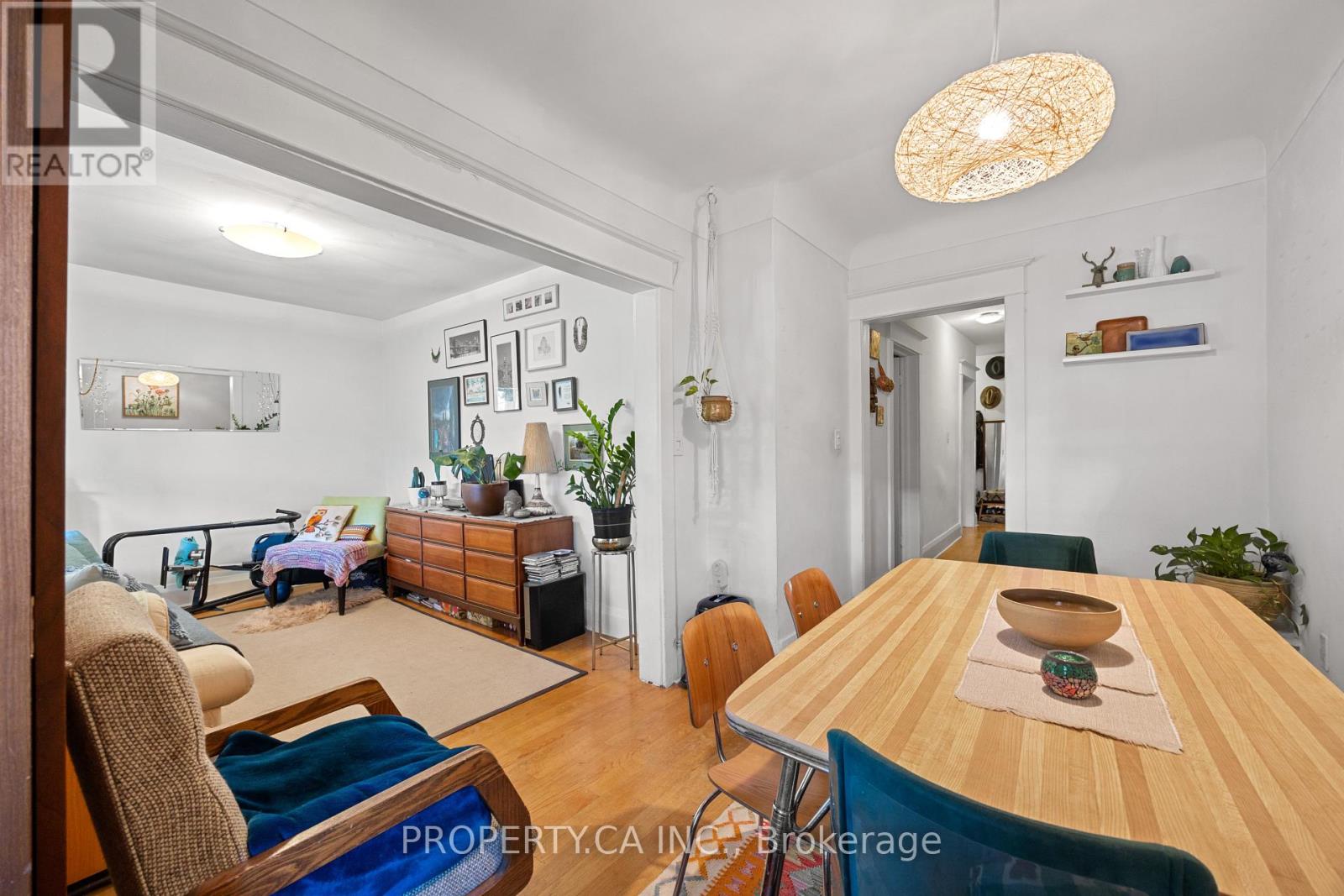 396 ROXTON ROAD - 22