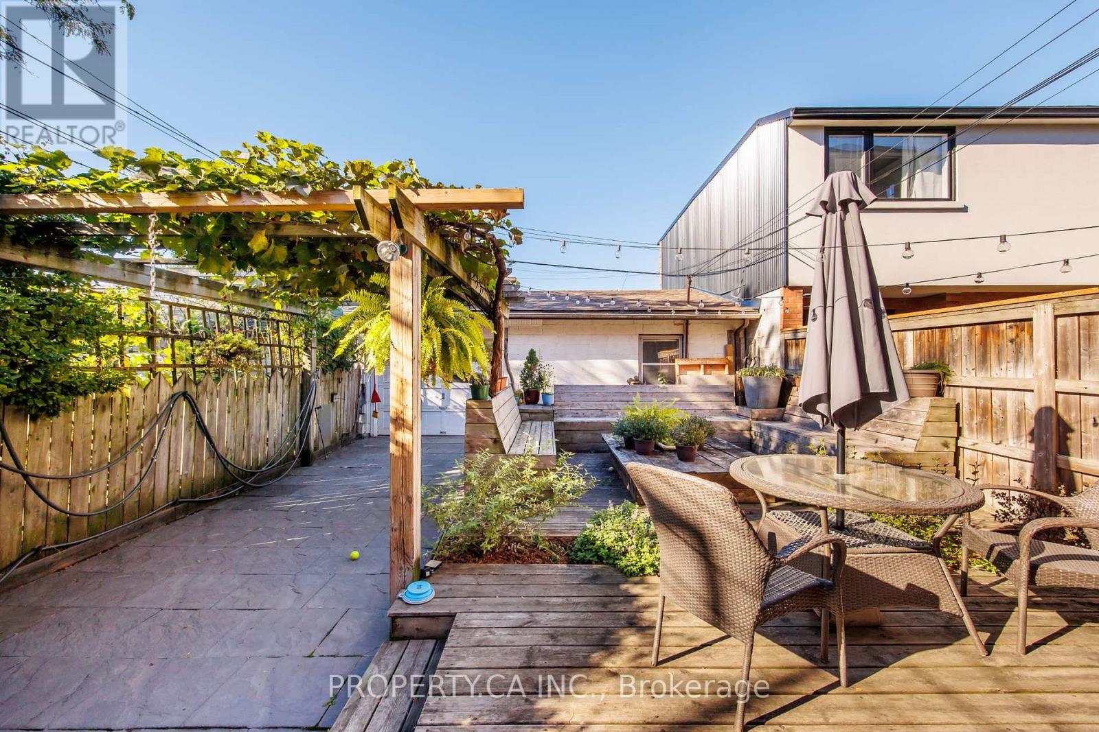 396 ROXTON ROAD - 35