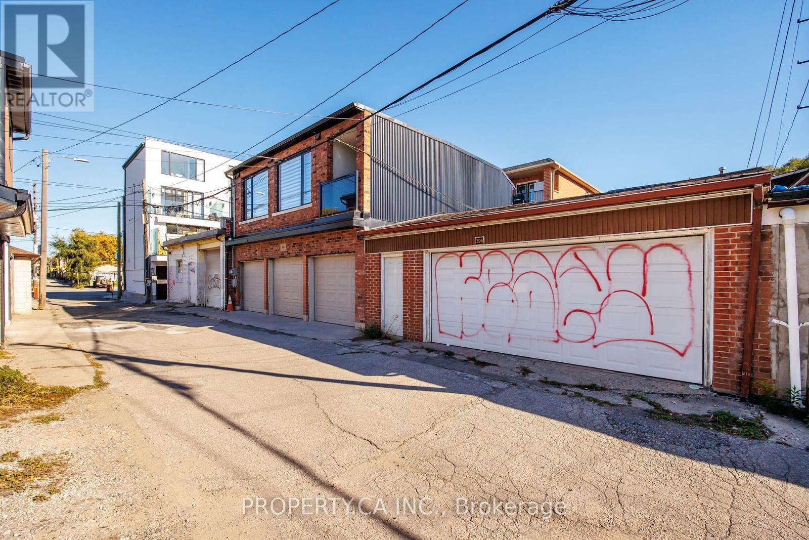 396 ROXTON ROAD - 37