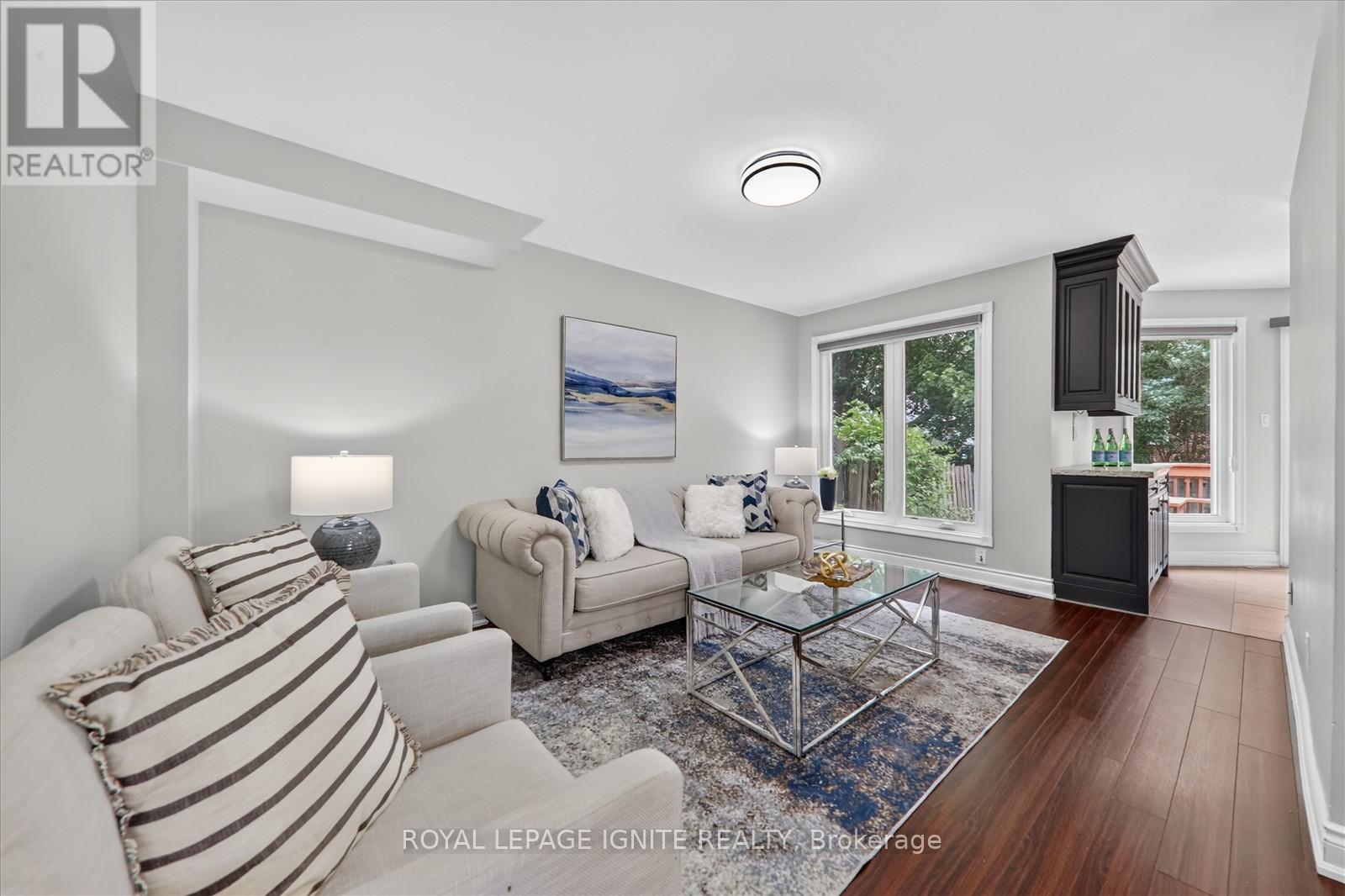 1569 NORWILL CRESCENT - 15