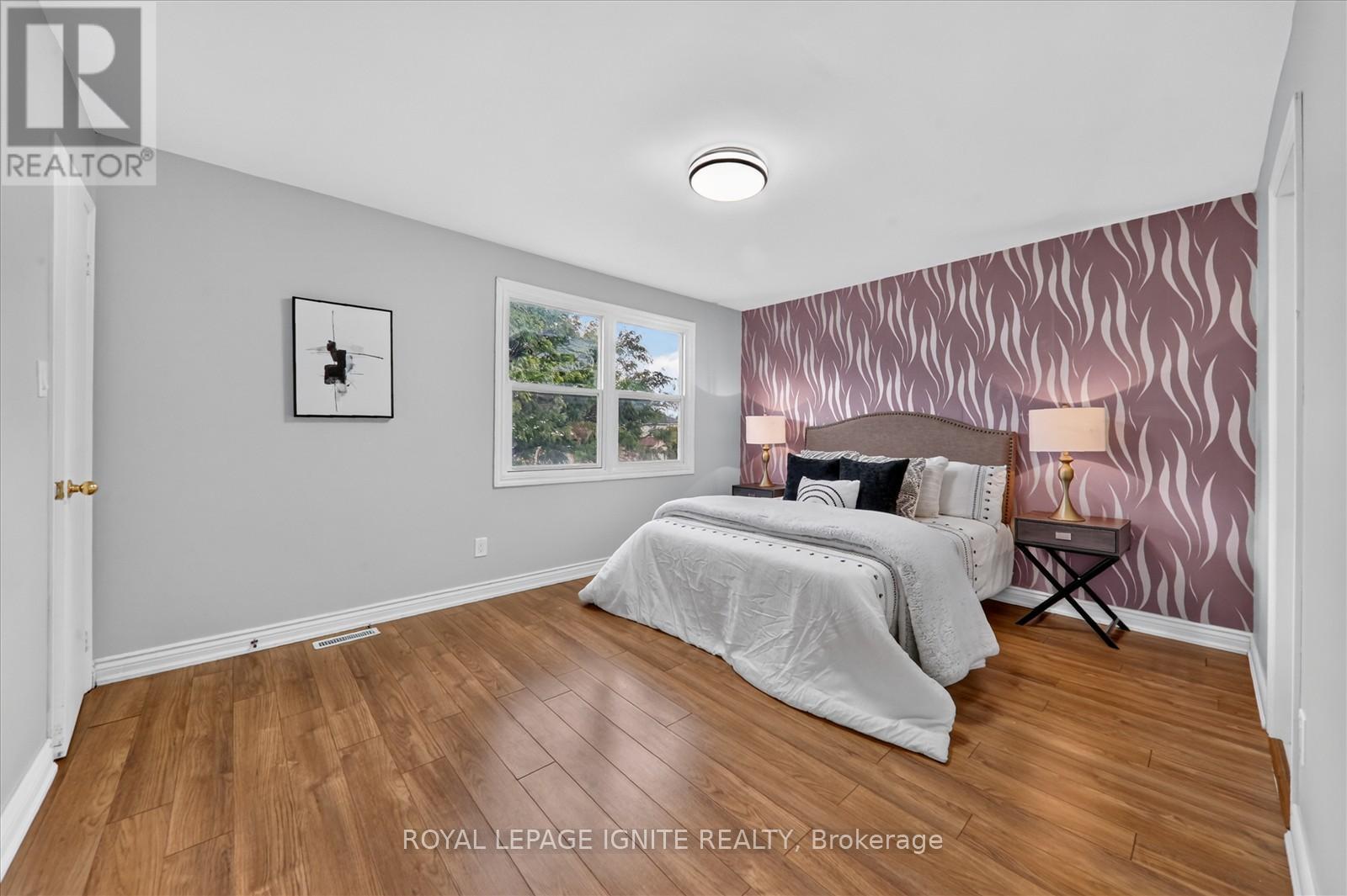 1569 NORWILL CRESCENT - 22