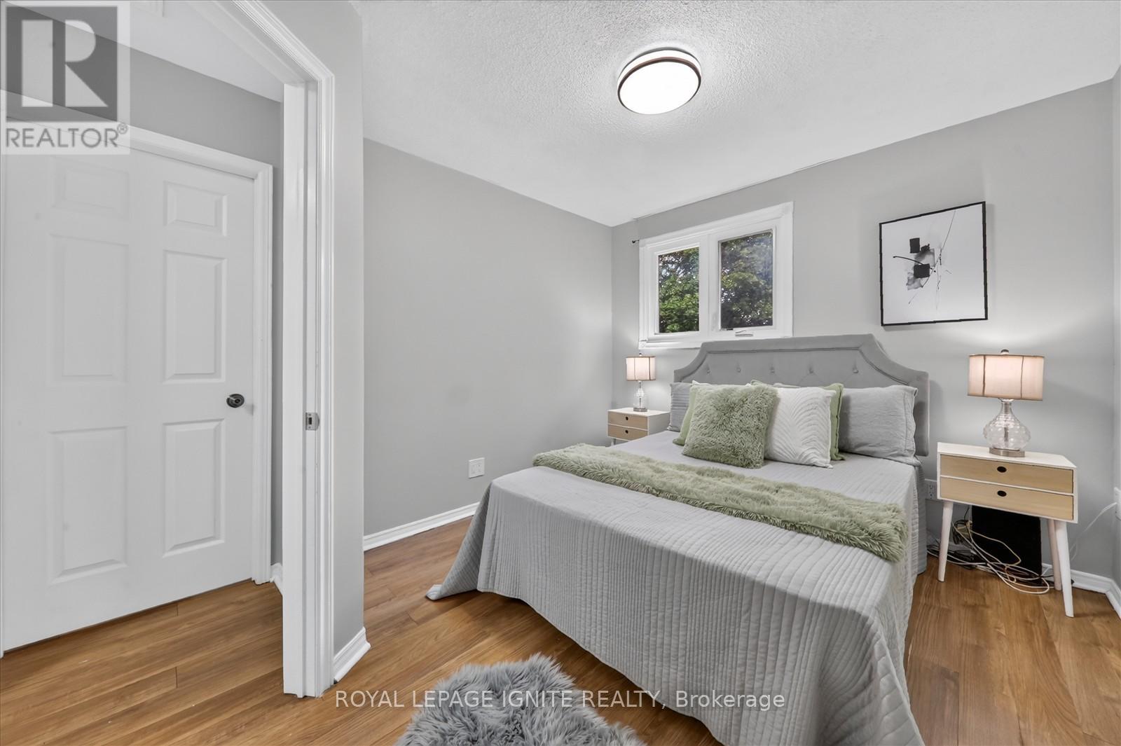 1569 NORWILL CRESCENT - 27