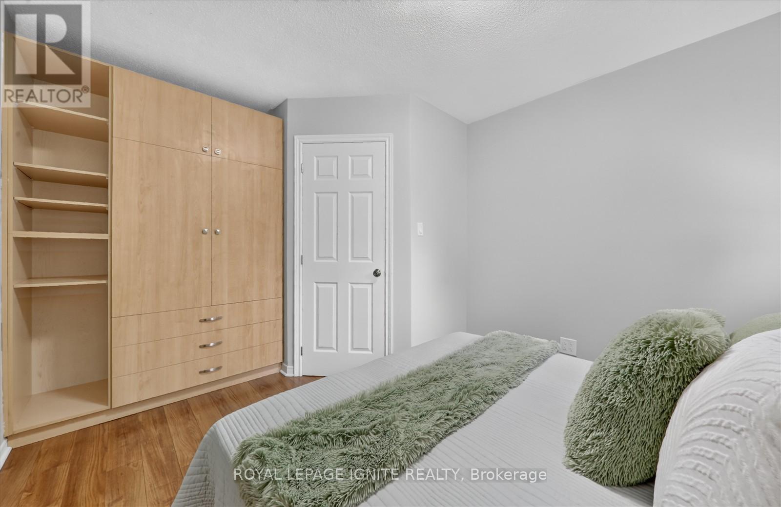 1569 NORWILL CRESCENT - 28