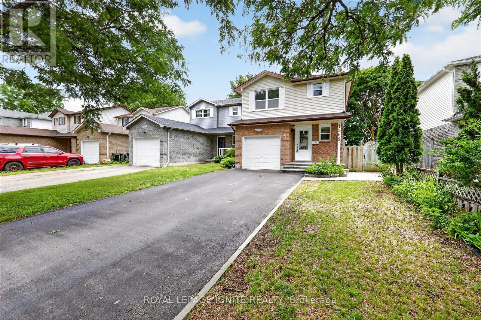 1569 NORWILL CRESCENT - 3